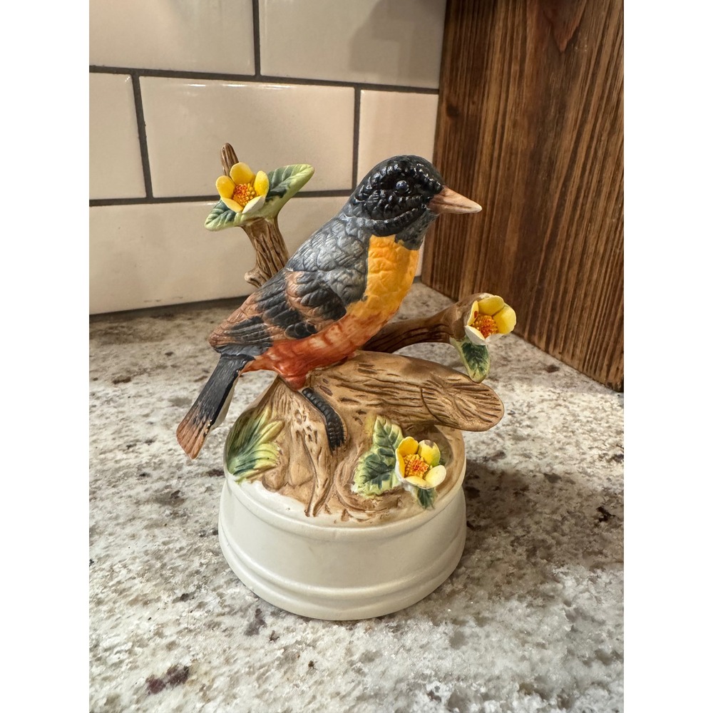Mann Milano Porcelain Sculpture by Eda Bird Music Box Vintage Korea Figurine